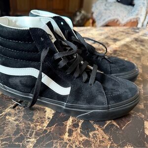 Vans Suede Black and White High-Tops